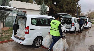 Büyükşehir Belediyesi ihtiyaç sahiplerinin yüzünü güldürüyor