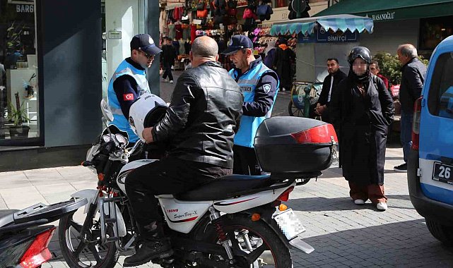 Büyükşehir zabıtadan yaya yollarında sıkı denetim