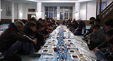 Büyükşehirin iftar sofrası bu kez Balkanlar'da kuruldu