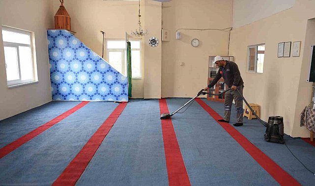 Çameli'nde camiler Ramazan Bayramına hazırlanıyor