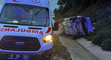 Çanakkale'de otomobil yan yattı: 6 yaralı