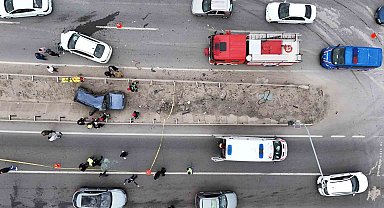 Çarpışan Fiat otomobiller hurdaya döndü: 1 ölü, 6 yaralı