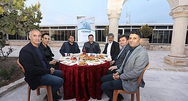 Cemar ailesi iftarda bir araya geldi