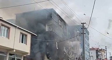Çerkezköy'deki doğal gaz patlamasının ilk anları böyle görüntülendi: Ortalık savaş alanına döndü