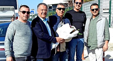 Çeşme'de dostluk maçı heyecanı