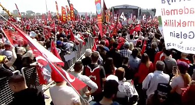 CHP, Maltepe'de özgürlük mitingi gerçekleştiriyor