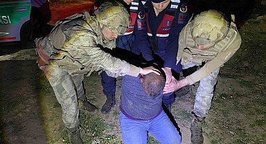 Cinayet zanlısı, film gibi operasyonla yakalandı