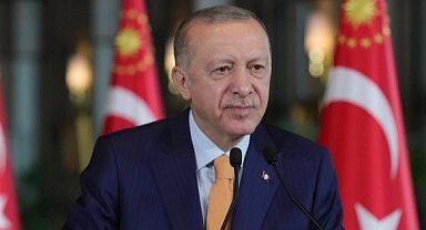 Cmhurbaşkanı Erdoğan: Şehitlerimizin aziz hatıralarını hürmetle yâd edeceğiz