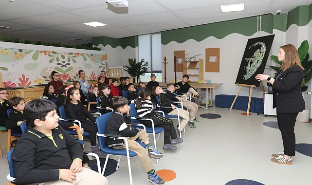 Çocuklar Oyuncak Kütüphanesi'nde hem eğleniyor hem öğreniyor