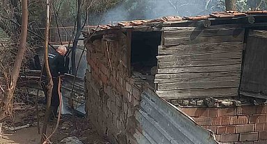 Çocukların ateşle oyunu tandırlığı yaktı