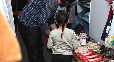 Çocukların bayramlıkları Osmangazi Belediyesi'nden