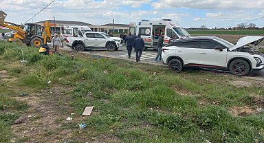 Çorlu'da zincirleme kaza: 3'ü askeri personel 6 yaralı