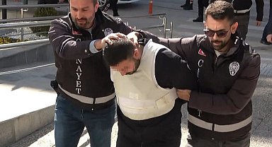 Çorum'da tüfekle 1 kişiyi öldürüp, 4 kişiyi yaralayan şahıs adliyeye sevk edildi