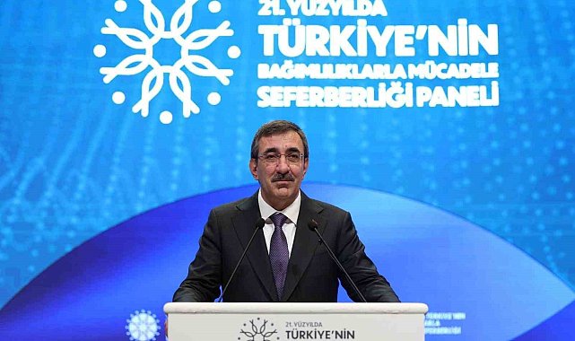 Cumhurbaşkanı Yardımcısı Yılmaz: "Son günlerde maalesef yargı süreçlerimizle ilgili sokaklarda hukuk dışı, hukuka aykırı bir takım eylemlerin, söylemlerin yaşandığını gördük"
