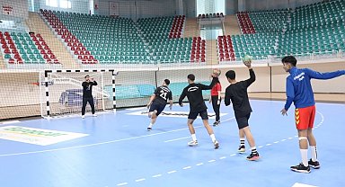 DBB Hentbol Takımı 1. Lig'de çıtasını yükseltmeyi hedefliyor