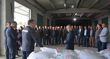 Demirci'de çiftçilere yüzde 75'i hibeli nohut tohumu desteği