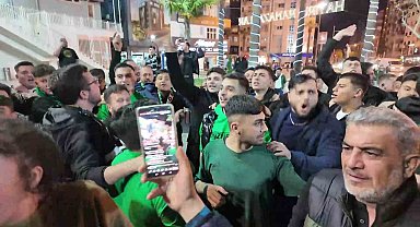 Denizlispor'da başkan açlık grevini sonlandırdı, taraftar destek için bir araya geldi