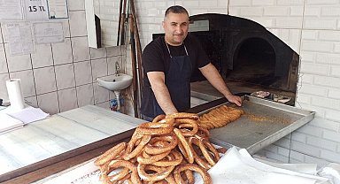 Devrek'teki tarihi fırında 113 yıldır simit pişiyor