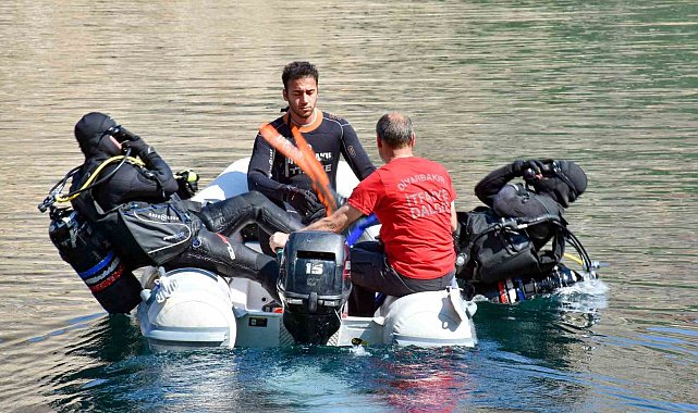 Dicle Barajı'nda arama kurtarma tatbikatı