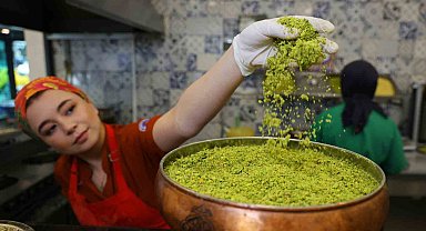 Dikkat: Ucuz fıstıklı diye satılan tatlı ıspanaklı bile olabilir