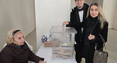 Dilek İmamoğlu oyunu kullandı, sandığa davet etti