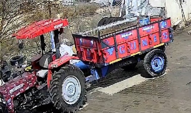 Diyarbakır'da ağaca çarpan otomobilin sürücüsü yaralandı