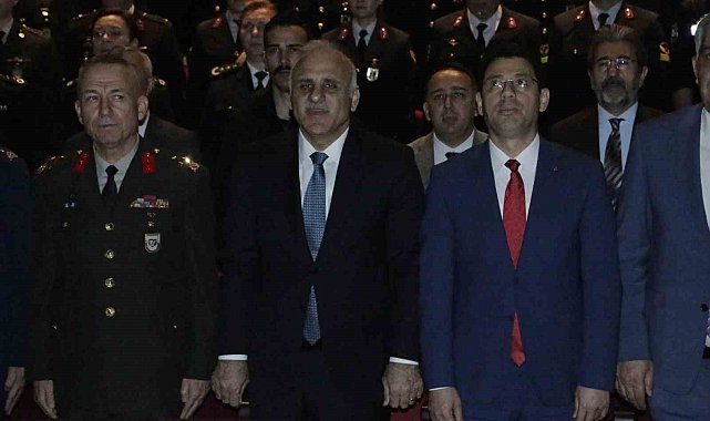 Diyarbakır'da "18 Mart Çanakkale Zaferi ve Şehitleri Anma Günü Programı" düzenlendi