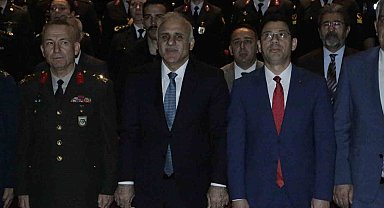 Diyarbakır'da "18 Mart Çanakkale Zaferi ve Şehitleri Anma Günü Programı" düzenlendi
