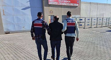 Dolandırıcılık suçundan aranan 2 şahıs yakalandı