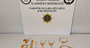 Dolandırıcılıktan 29 yıl hapis cezası bulunan şahıs sahte altın setiyle yakalandı