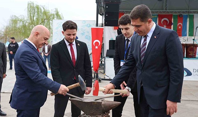 Düzce Üniversitesi'nde Nevruz Bayramı coşkuyla kutlandı