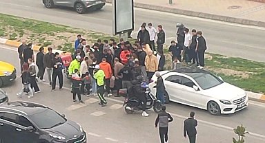 Edirne'de otomobile çarpan motosikletli ağır yaralandı