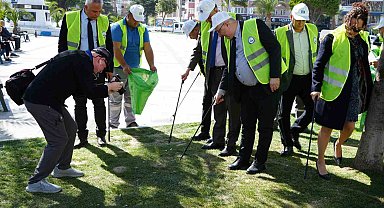 Edremit'te sokağa izmarit atanlara ceza gelecek