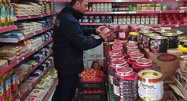 Eğil Belediyesi zabıta ekipleri market ve fırınlarda denetimde bulundu