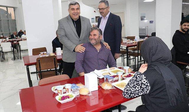 Eğitim camiası iftarda buluştu