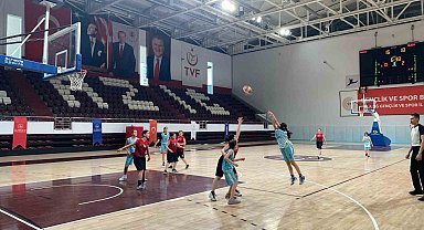 Elazığ'da basketbol müsabakaları tamamlandı