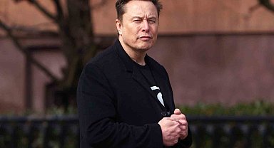 Elon Musk'tan Polonya Dışişleri Bakanı Sikorski'ye: "Sessiz ol, küçük adam"