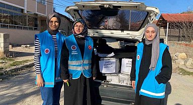 Emet Diyanet Gençlik'ten ihtiyaç sahibi 30 aileye gıda kolisi
