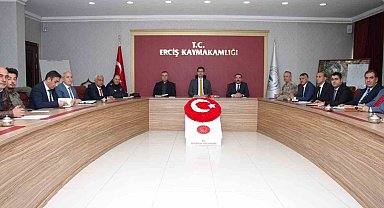 Erciş'te "Uluslararası İnci Kefali Göçü Kültür ve Sanat Festivali" hazırlık toplantısı yapıldı