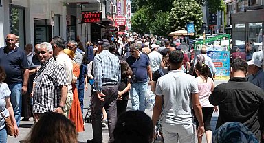 Erzincan'da bayram yoğunluğu tatilcilerin de akınıyla iki katına çıktı