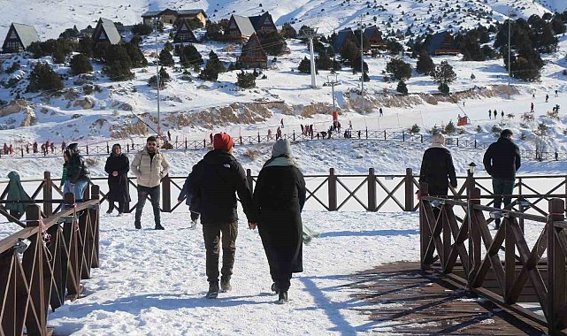 Erzincan'da merkez ısındı ilçelerde soğuk hava etkisini sürdürüyor
