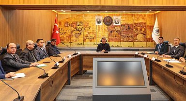 Erzincan'da sahipsiz hayvanlarla ilgili toplantı düzenlendi