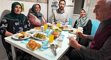 Erzurum'da 4 kuşak aileler iftarda buluşturuldu