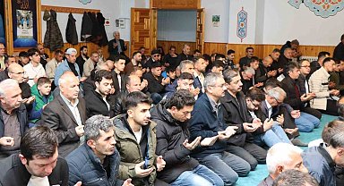 Erzurum'da bayram namazı coşkusu
