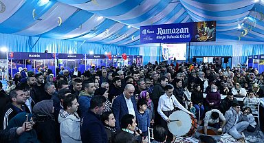 Esenler'de 81 ilin kültürel zenginlikleri vatandaşlarla buluşuyor