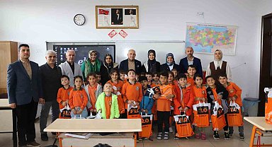 Eski TFF Başkanı Büyükekşi'den depremzedelere destek