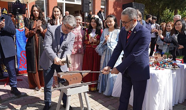 EÜ'de Nevruz Bayramı coşkuyla kutlandı