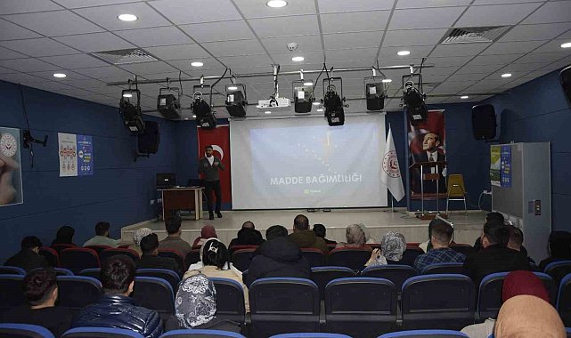 Evlenecek çiftlere 'Bağımlılıkla Mücadele' eğitim verildi