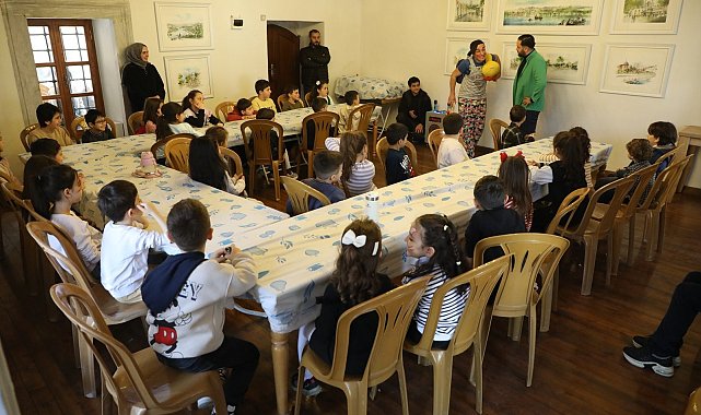 Eyüpsultan Belediyesi çocuklara özel 'tekne orucu' etkinliği düzenledi