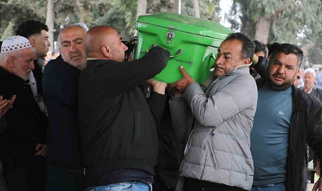 Feci kazada ölen 6 kişi son yolculuğuna uğurlandı